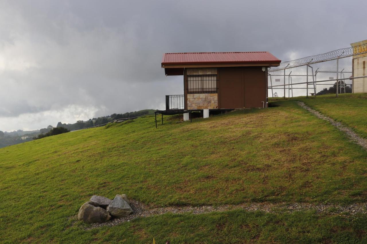 Cabanas La Montanuela Llano Grande (Cartago) Exterior foto
