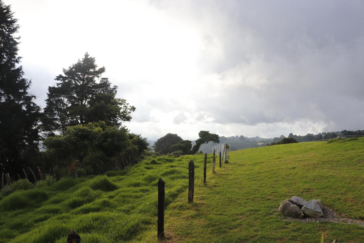 Cabanas La Montanuela Llano Grande (Cartago) Exterior foto